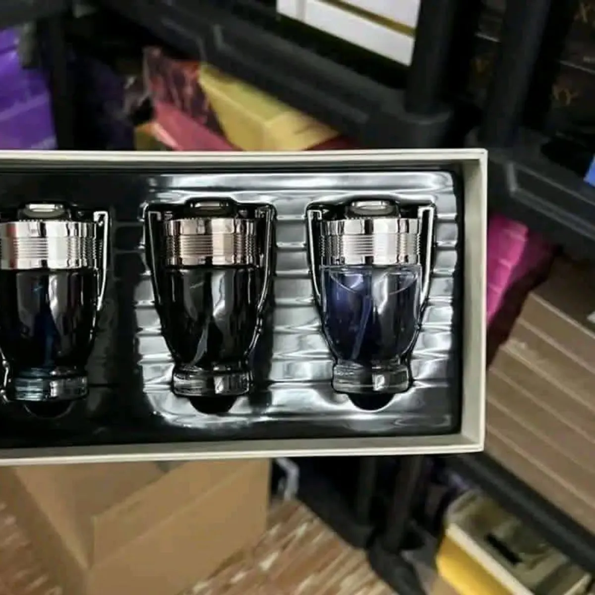 Perfumes Pallet - Image 12