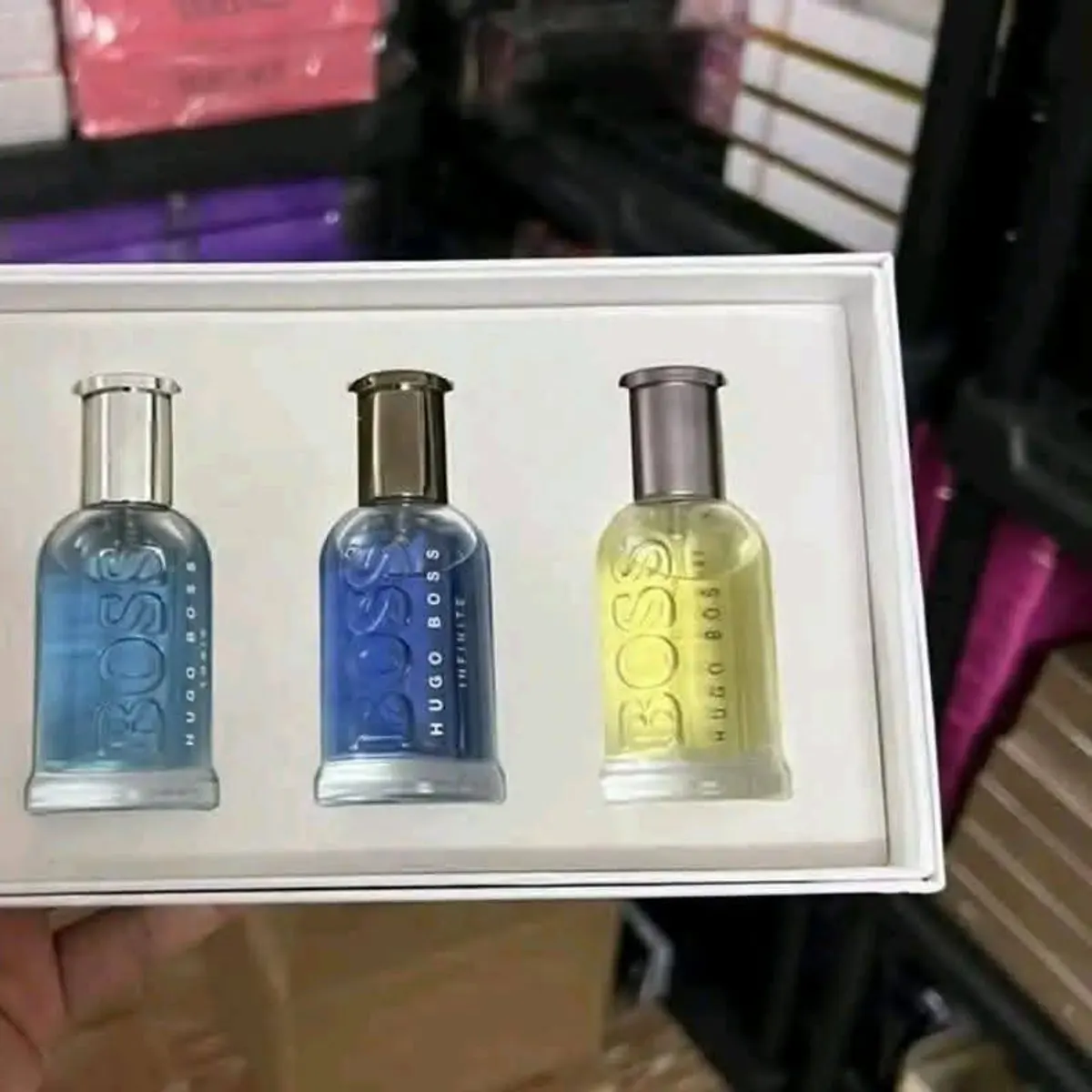 Perfumes Pallet - Image 17