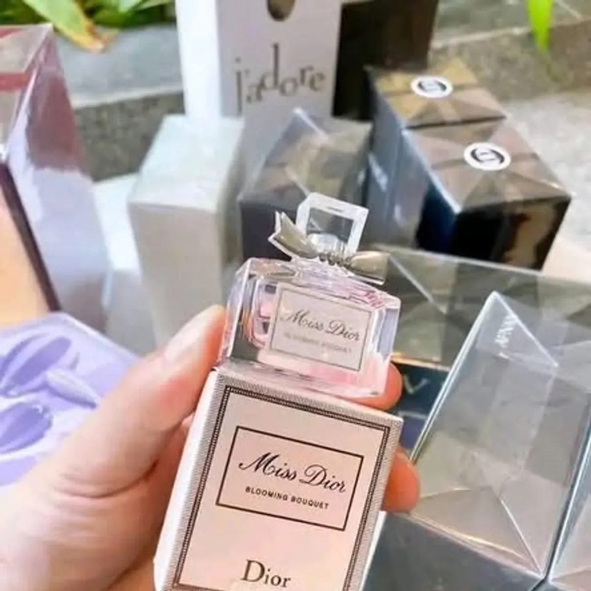 Perfumes Pallet - Image 2