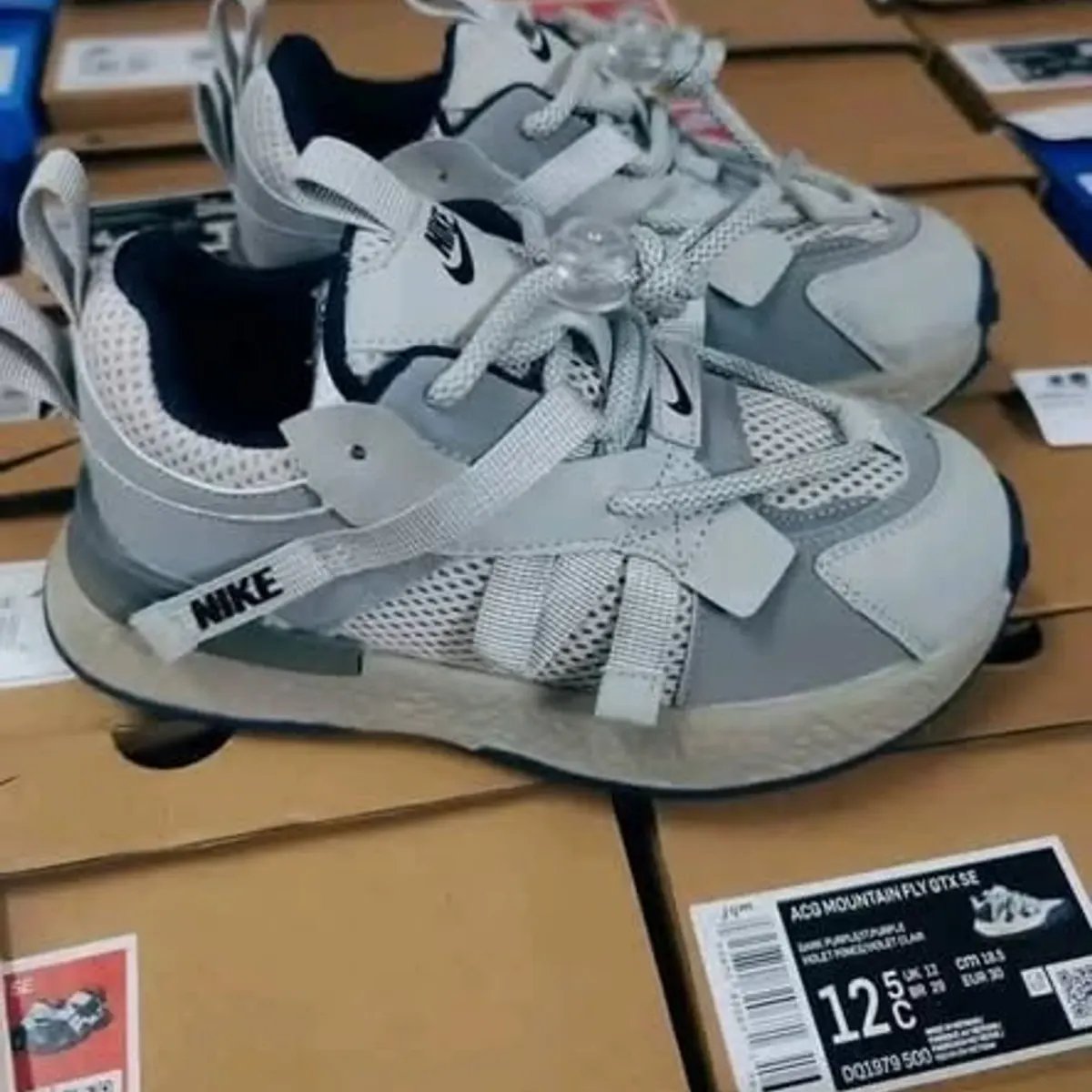Shoes Pallet - Image 2