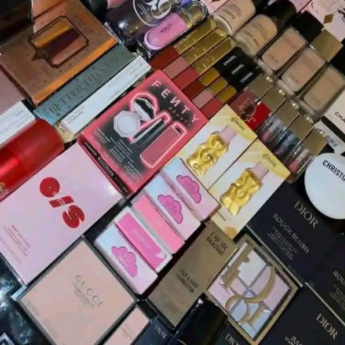 Cosmetics Pallet - Image 2