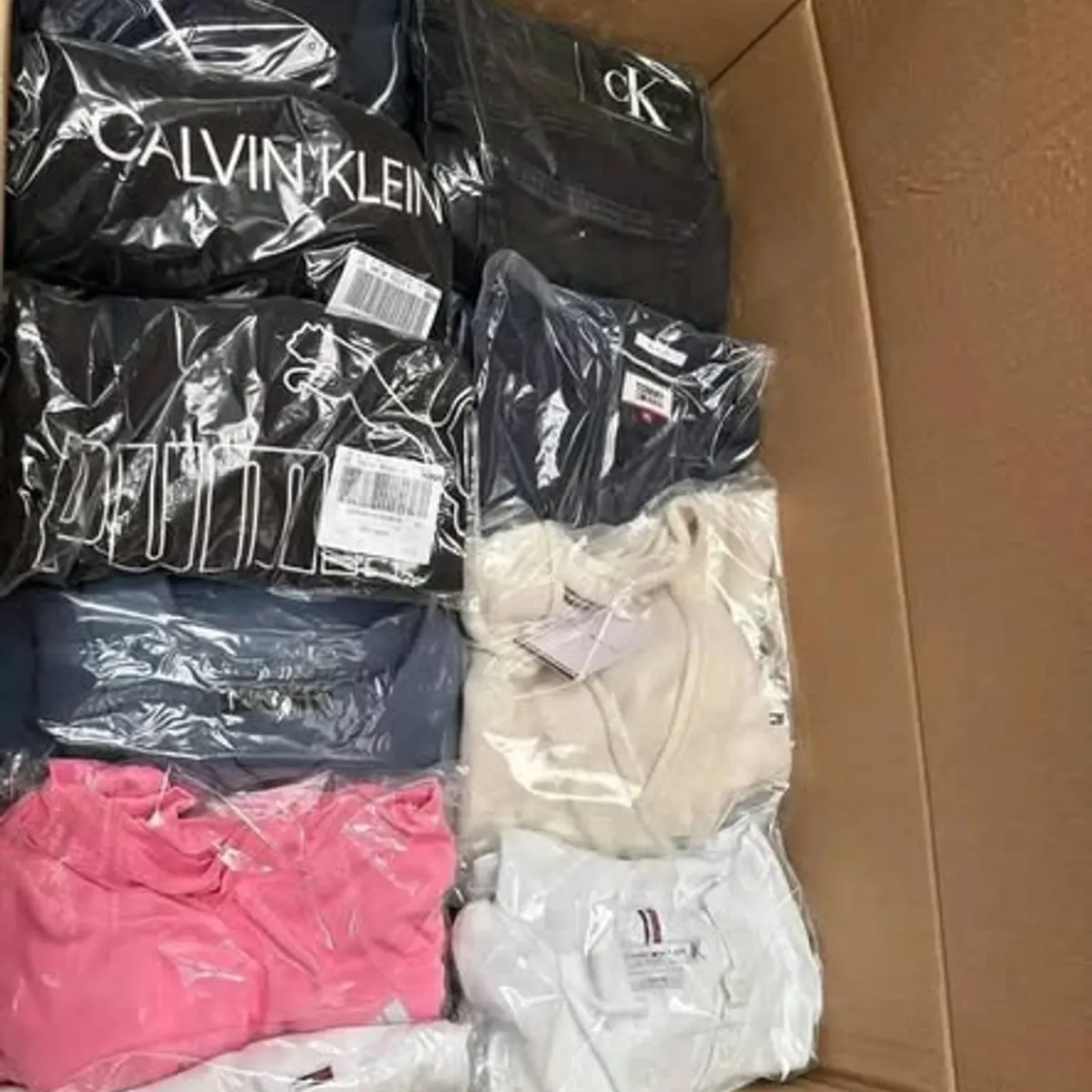 Amazon Clothing Pallet - Image 2