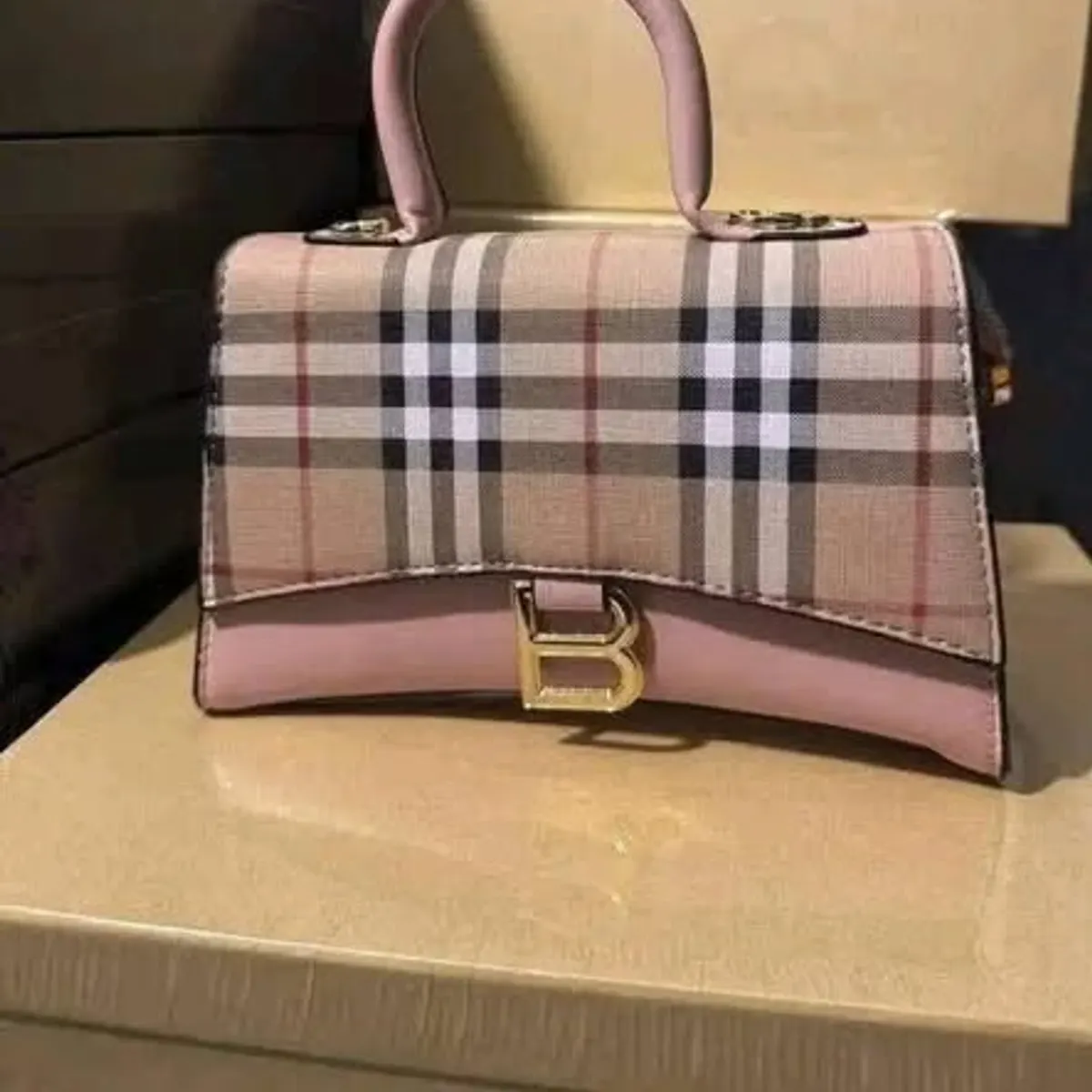 Handbags Pallet - Image 2