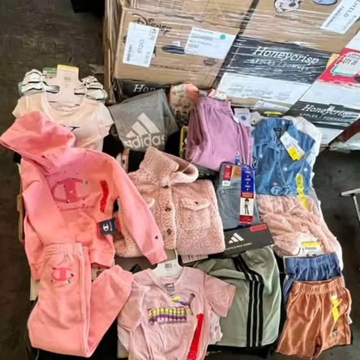 Kids Clothing Pallet - Image 2
