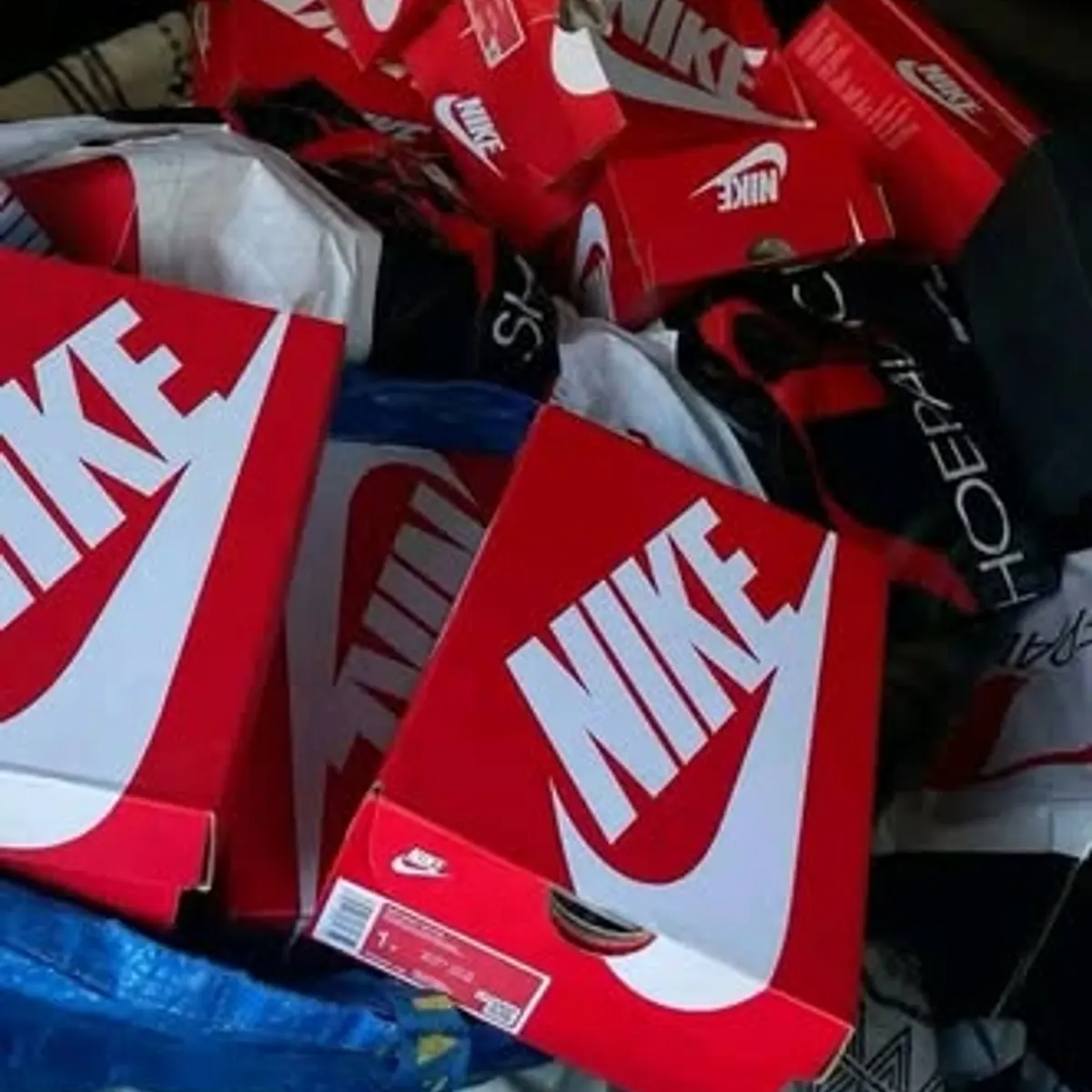 Nike Sneakers Pallet - Image 2