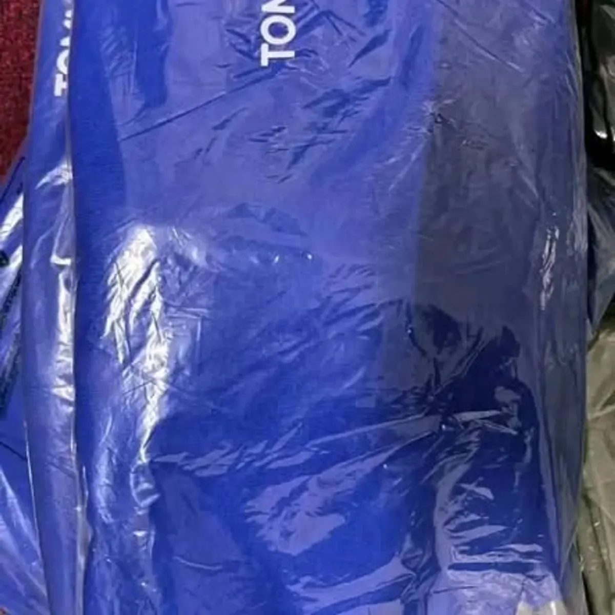 Tommy Hilfiger T-Shirts Pallet - Image 3