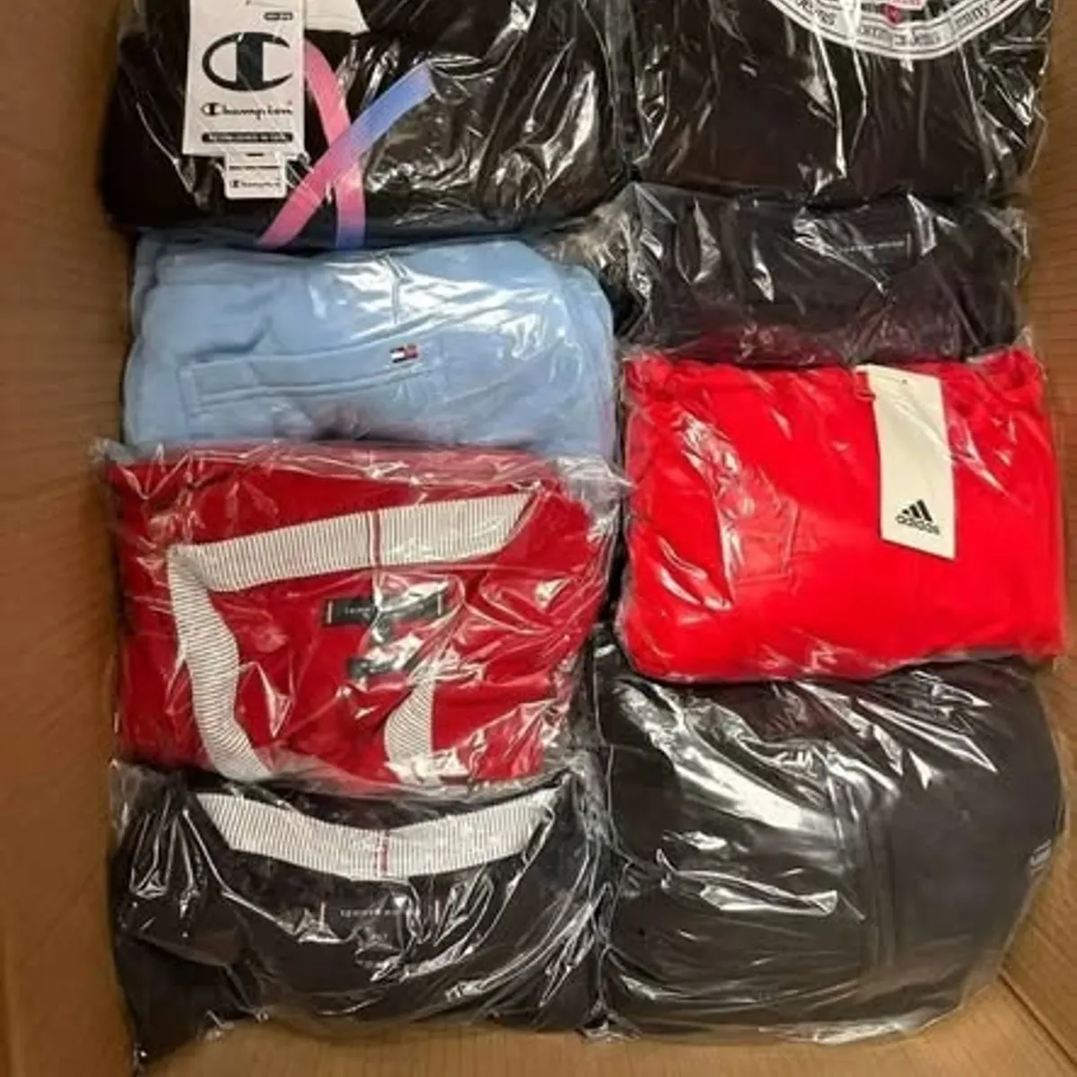 Amazon Clothing Pallet - Image 3