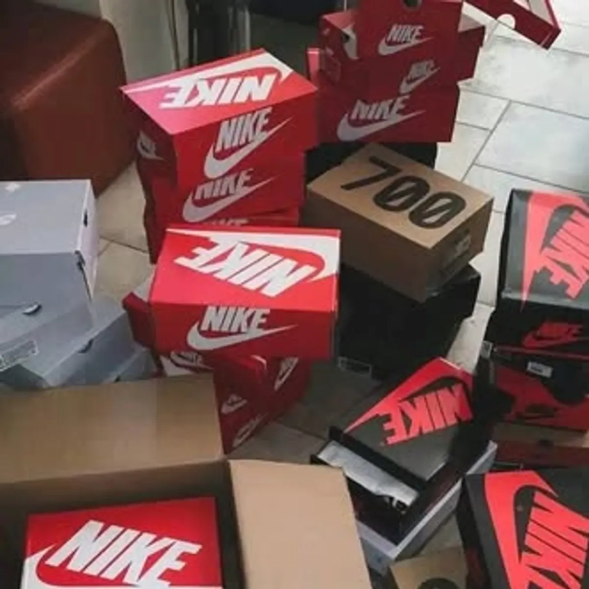 Nike Sneakers Pallet - Image 3