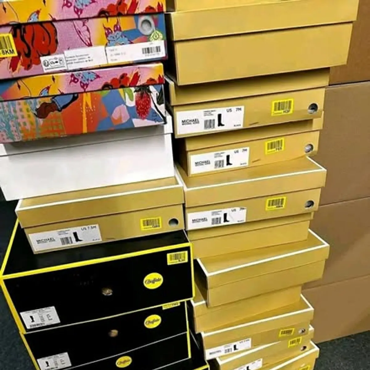 Sneakers Pallet - Image 4