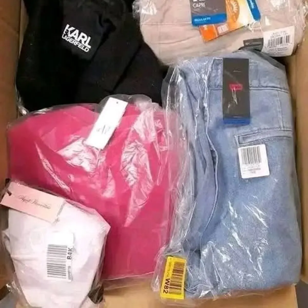Clothing Pallet - Image 4