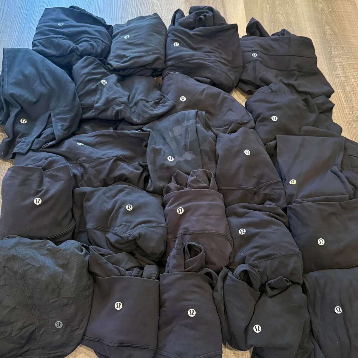 Lululemon Clothing Pallet - Image 4