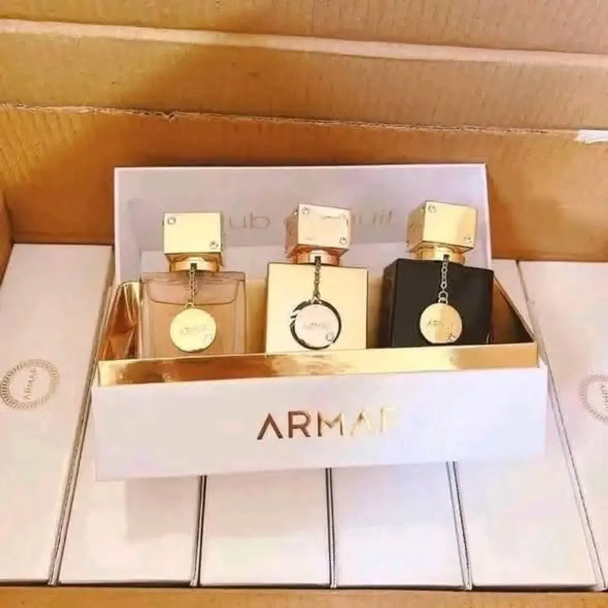 Perfumes Pallet - Image 4
