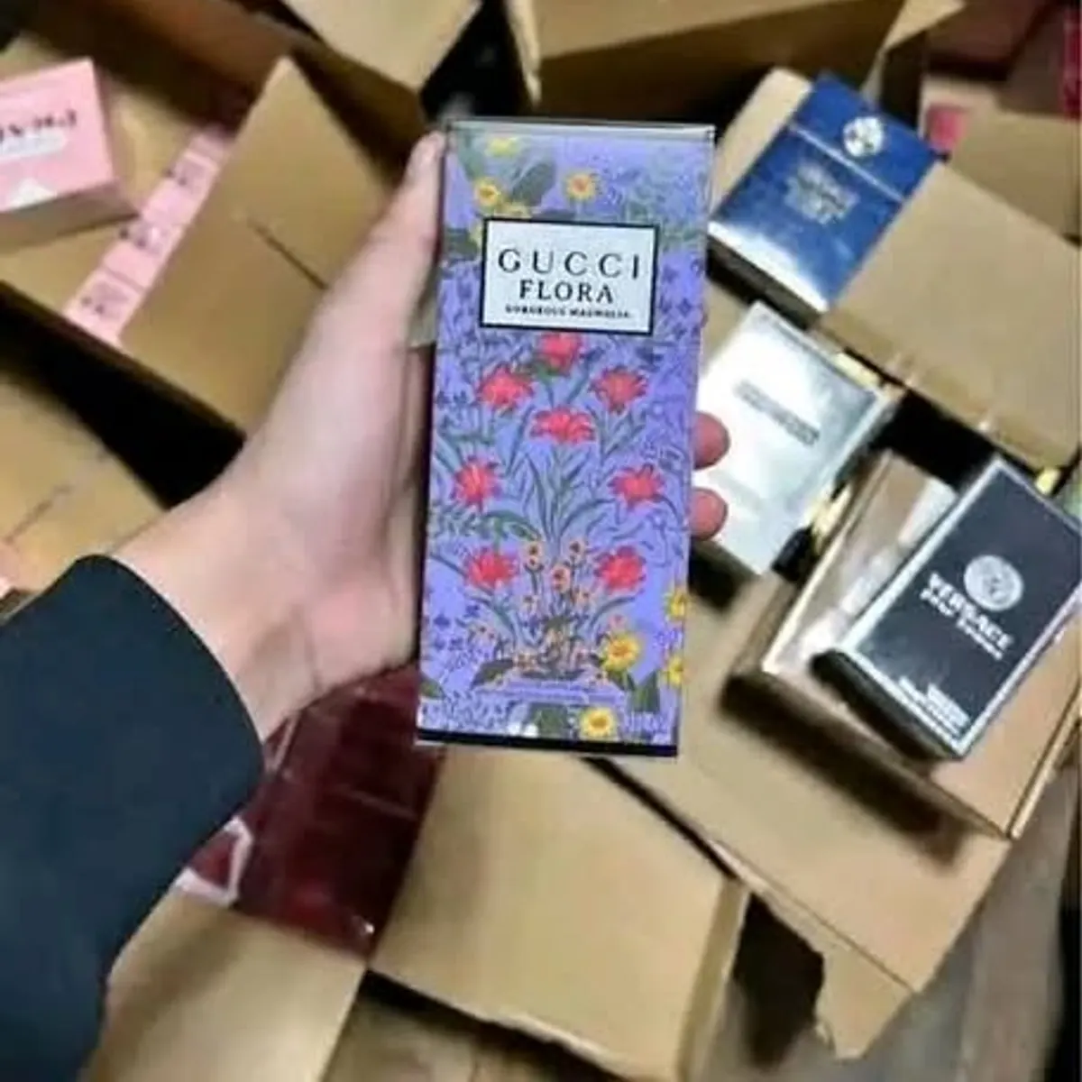 Perfumes Pallet - Image 4