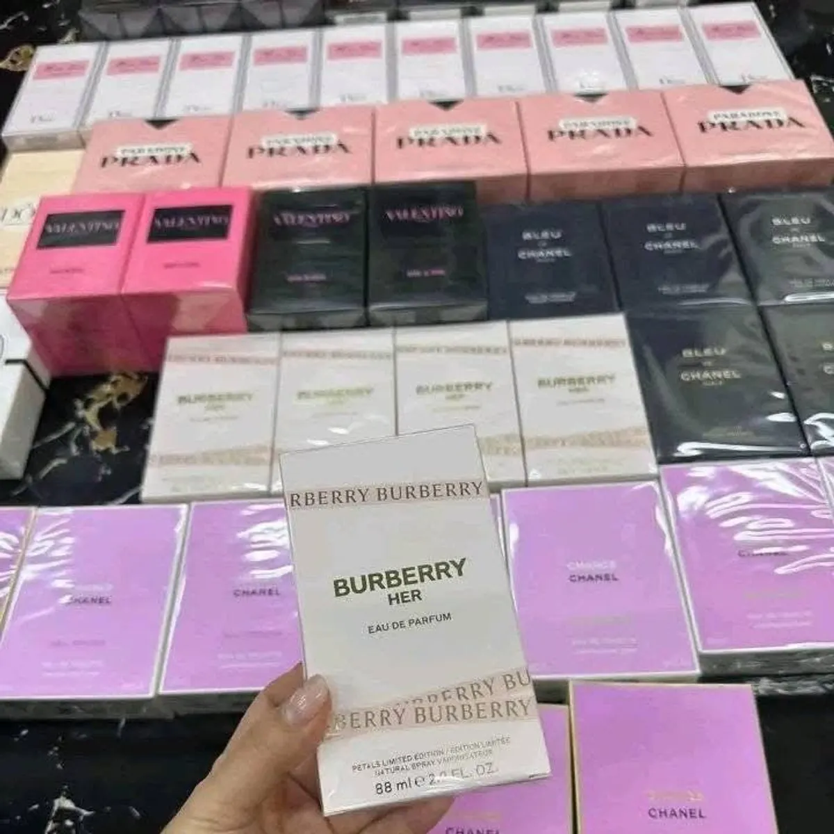 Perfumes Pallet - Image 5