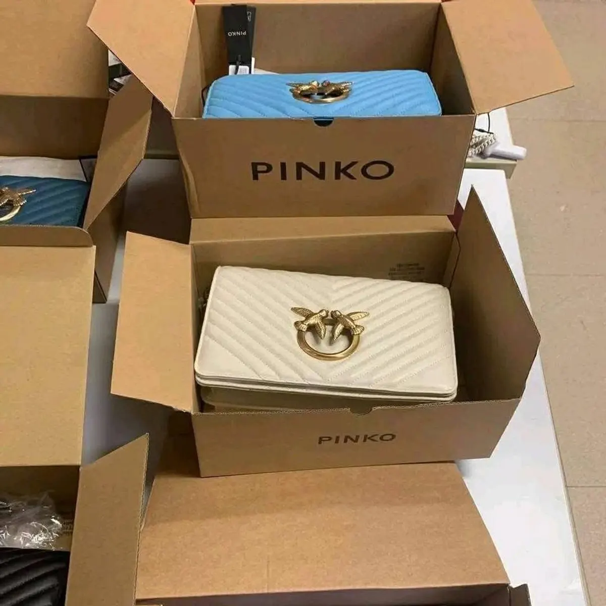 PINKO Handbags Pallet - Image 8