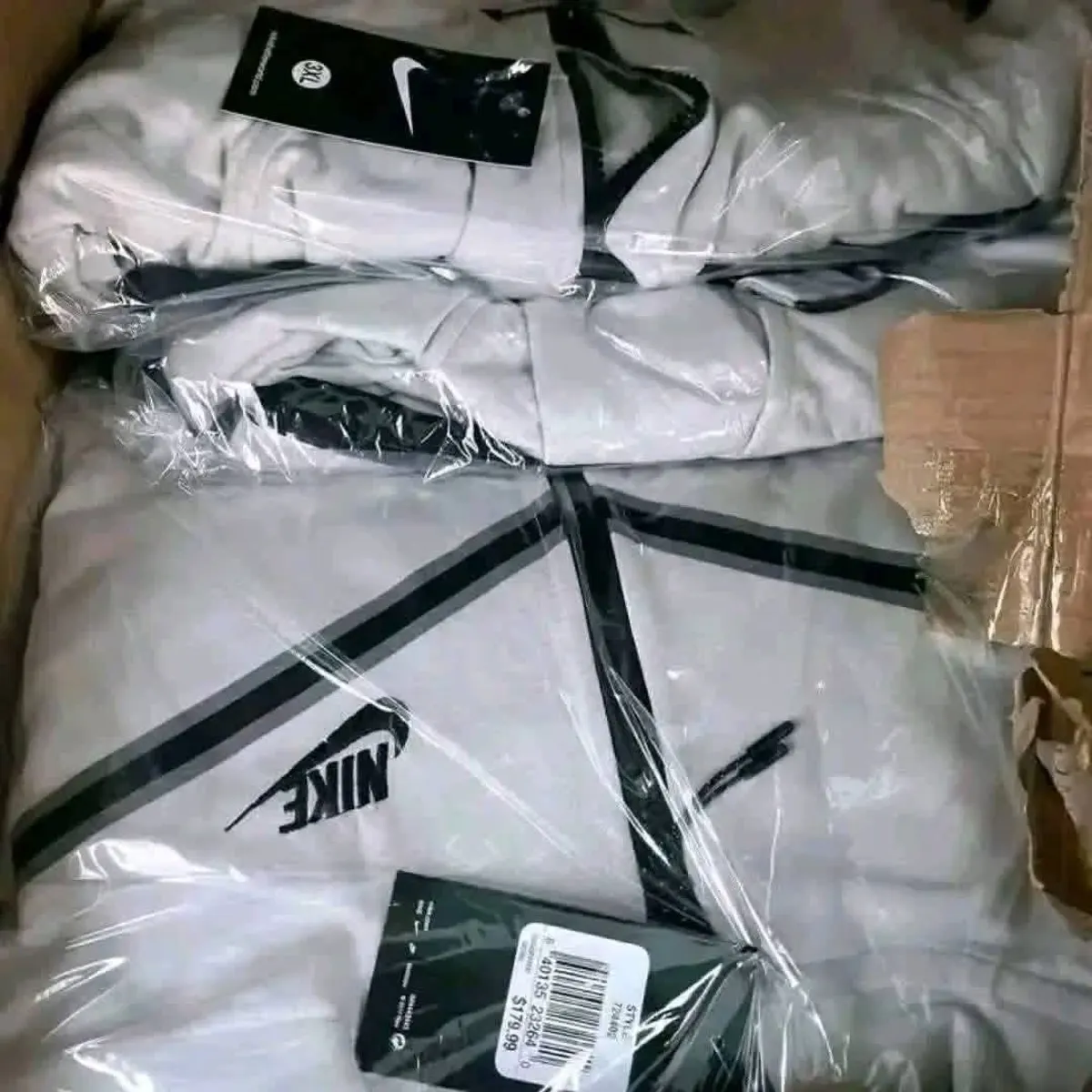 Tracksuits Pallet - Image 8