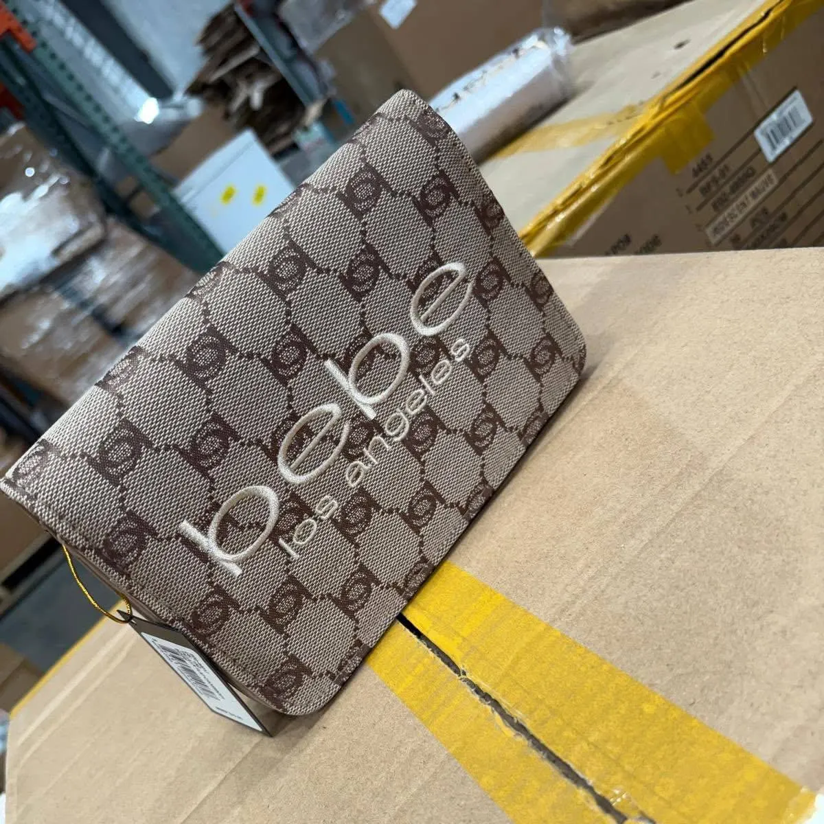 Handbags Pallet - Image 9